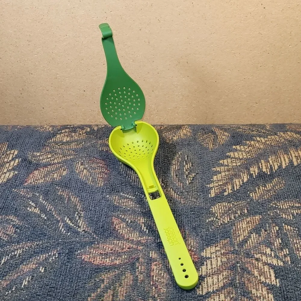 Joseph Joseph Green Gusto Spice and Herb Infuser Spoon